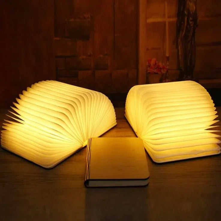Originelle Nachttischlampe Leuchtendes Buch