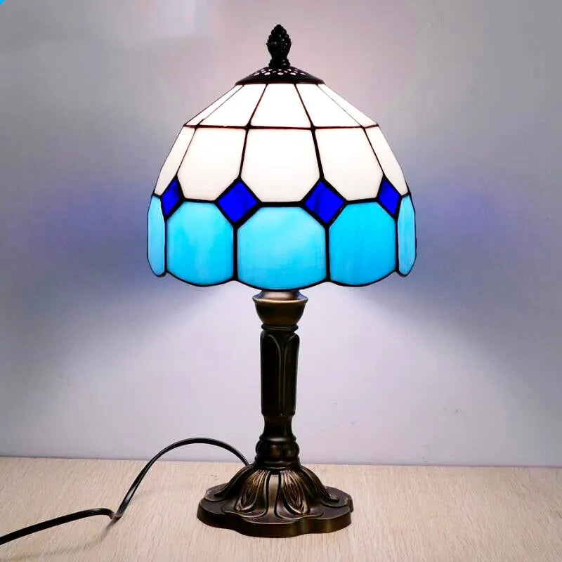 Blaue Vintage-Tiffany-Nachttischlampe