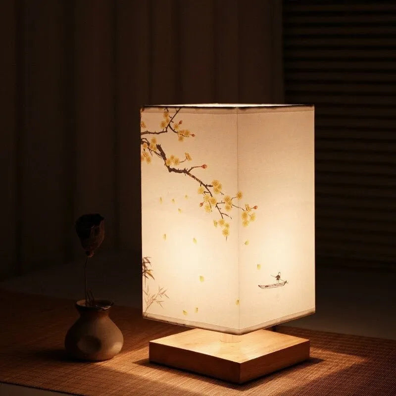Japanisch-skandinavische Nachttischlampe