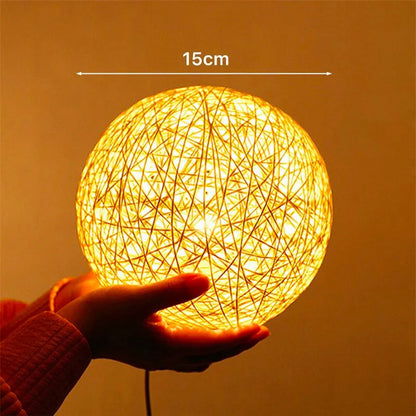 Nachttischlampe Rattan Mond