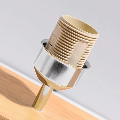 Nachttischlampe aus nordischem Holz