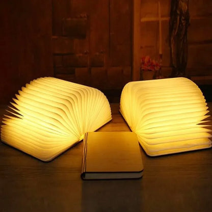 Originelle Nachttischlampe Leuchtendes Buch