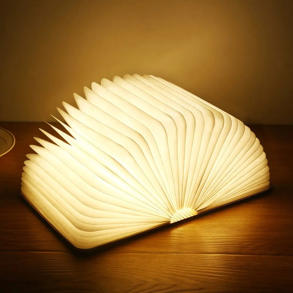 Originelle Nachttischlampe Leuchtendes Buch