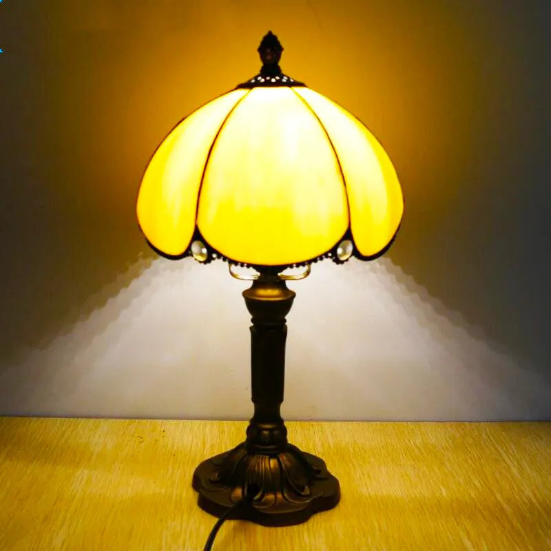 Vintage Tiffany Nachttischlampe Gelb